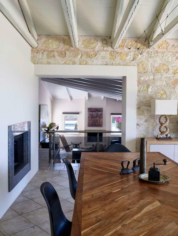 Villa Ioli- Beachfront Luxury Residence Игуменица Экстерьер фото