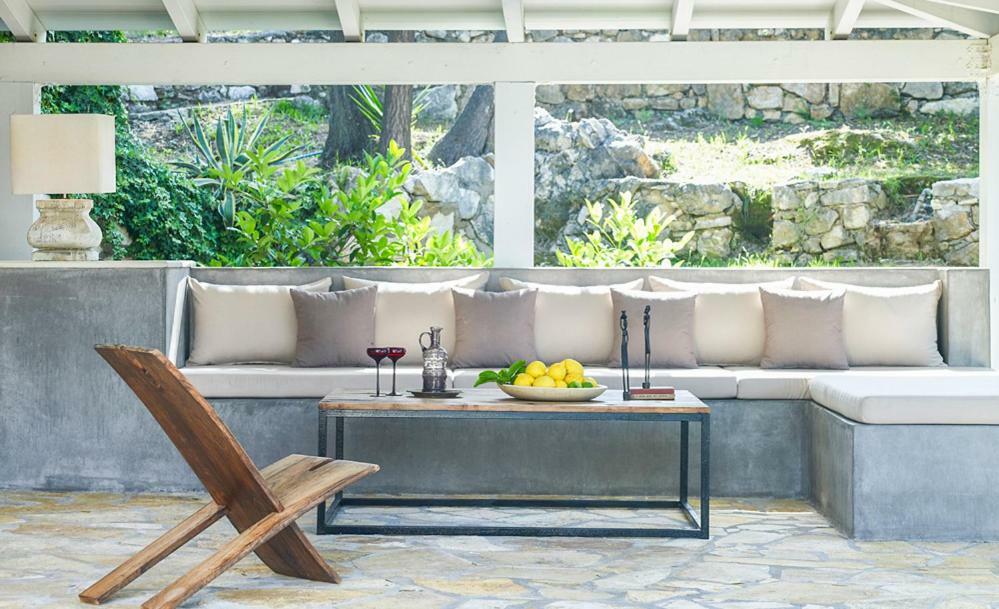 Villa Ioli- Beachfront Luxury Residence Игуменица Экстерьер фото